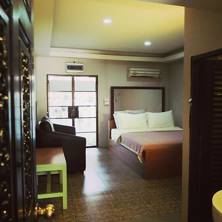 Hotel Siri Lampang Exterior foto
